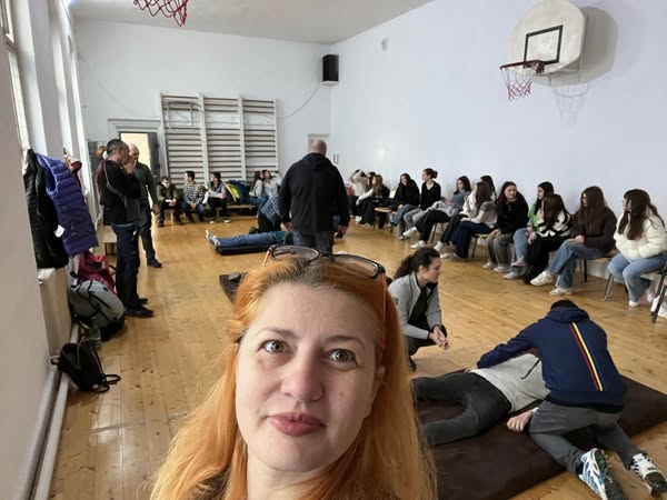Curs de prim ajutor la liceul Moisil